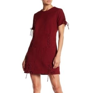 Kendal & Kylie lace dress